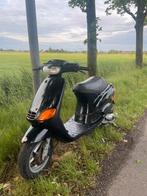 Piaggio zip type 3, Fietsen en Brommers, Scooters | Piaggio, Ophalen of Verzenden, Zo goed als nieuw, Zip