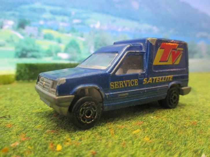 1:53 Renault Express - Majorette TV Sattelite Service, Hobby en Vrije tijd, Modelauto's | Overige schalen, Gebruikt, Auto, Ophalen of Verzenden