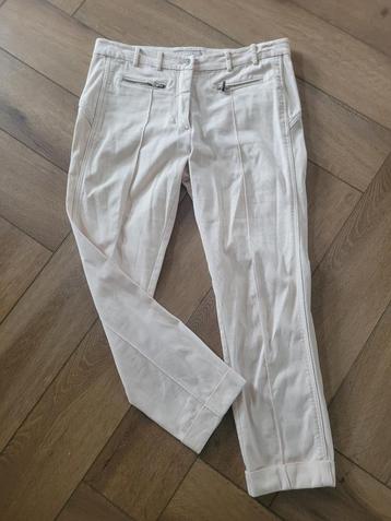 Prachtige creme kleurige broek van Gustav, maat 38 beschikbaar voor biedingen