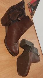 Tamaris enkellaarsjes, Kleding | Dames, Bruin, Lage of Enkellaarzen, Ophalen of Verzenden, Zo goed als nieuw