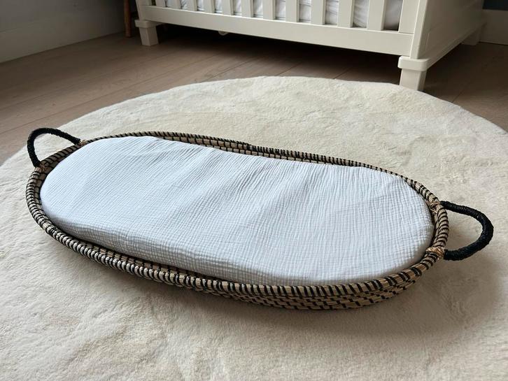Kwantum Mozesmandje met matrasje en hoes, Kinderen en Baby's, Babywiegjes en Ledikanten, Zo goed als nieuw, Wieg, Ophalen of Verzenden