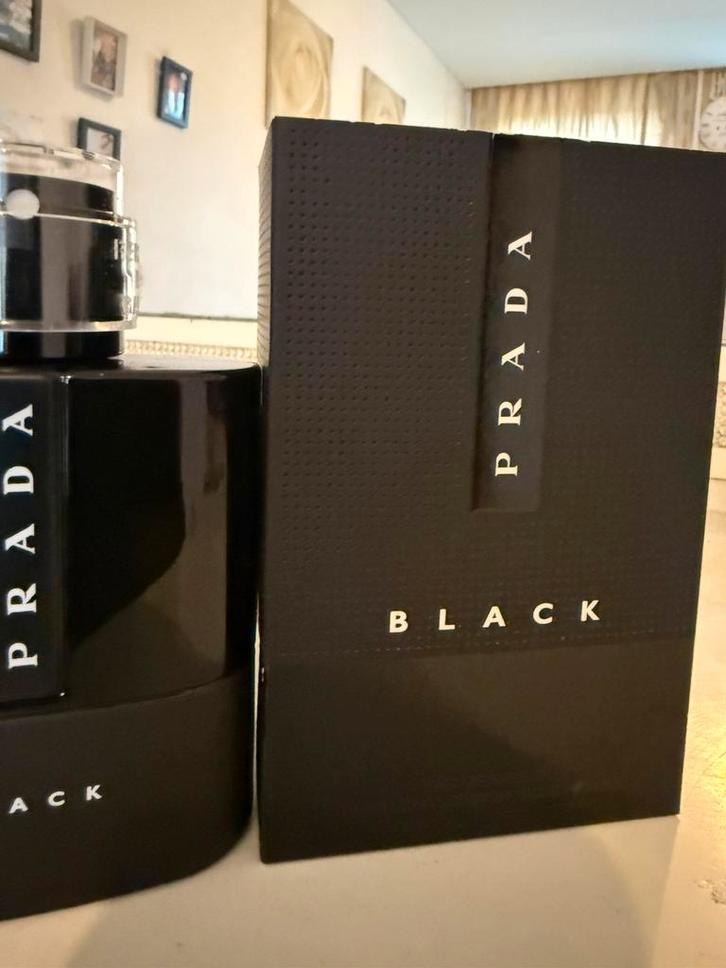 Prada  Luna Rossa Black, Sieraden, Tassen en Uiterlijk, Uiterlijk | Parfum, Zo goed als nieuw, Ophalen of Verzenden