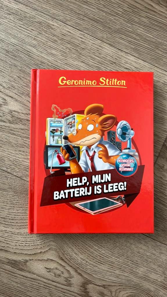 Geronimo Stilton - Help, mijn batterij is leeg!, Boeken, Kinderboeken | Jeugd | onder 10 jaar, Zo goed als nieuw, Fictie algemeen