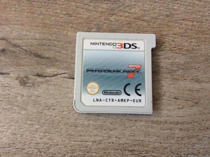 Super Mario Kart voor de Nintendo 3DS - MarioKart, Spelcomputers en Games, Games | Nintendo 2DS en 3DS, Zo goed als nieuw, Racen en Vliegen