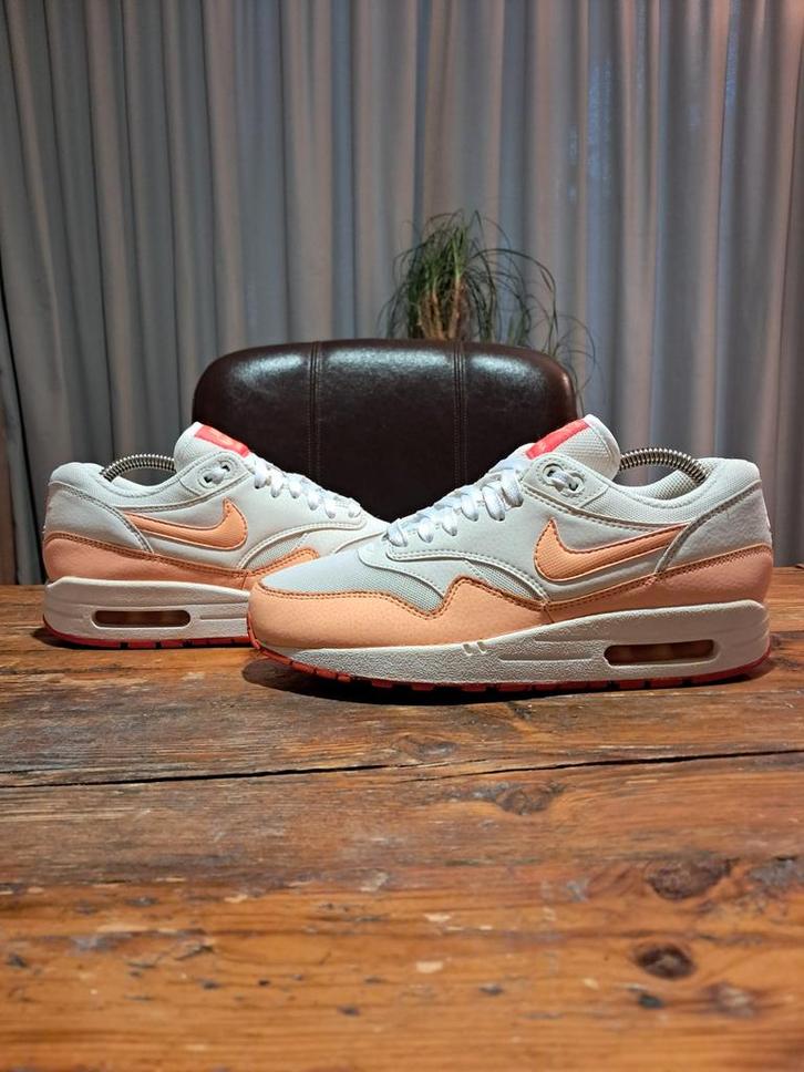 Nike Air Max 1 Essential 'Sunset Glow' Size 39, Kleding | Dames, Schoenen, Gedragen, Sneakers of Gympen, Wit, Ophalen of Verzenden
