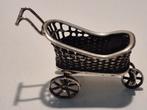 Vintage kinderwagen zilver 12,3 gram., Ophalen, 20 of groter, Zo goed als nieuw, Dame