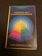 Waltraud-Maria Hulke - Genezen met Kleurenenergieën, Boeken, Ophalen of Verzenden, Achtergrond en Informatie
