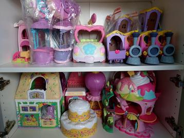 Verschillende My Little Pony huizen en toebehoren  beschikbaar voor biedingen
