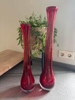 Super gave rode vazen, Huis en Inrichting, Woonaccessoires | Vazen, Ophalen of Verzenden, Minder dan 50 cm, Rood, Glas