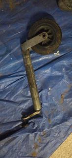 Neuswiel neuswieltje wiel, Ophalen of Verzenden, Zo goed als nieuw