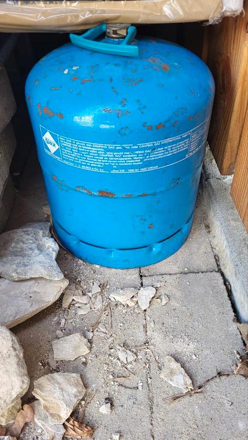 Gasfles leeg; Campingaz en 907 leeg €17,50, Caravans en Kamperen, Kampeeraccessoires, Gebruikt, Ophalen of Verzenden