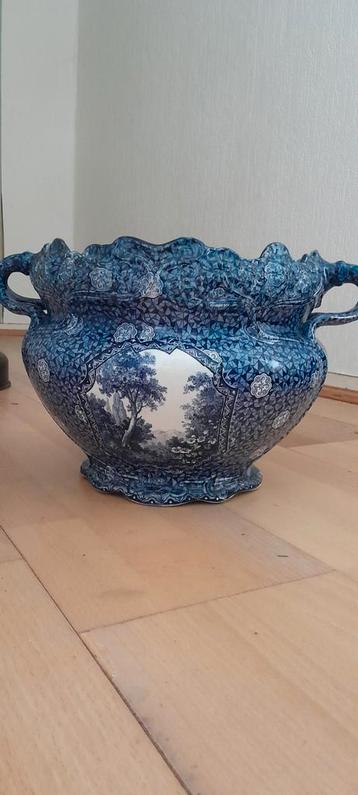 Vaas van Villeroy en Boch (Bonn) beschikbaar voor biedingen