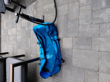 pomp en tas voor supplank beschikbaar voor biedingen