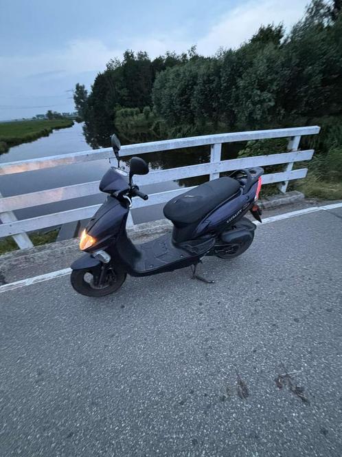 Kymco vitality geel kenteken, Fietsen en Brommers, Scooters | Kymco, Zo goed als nieuw, Agility, Maximaal 45 km/u, Benzine, Ophalen