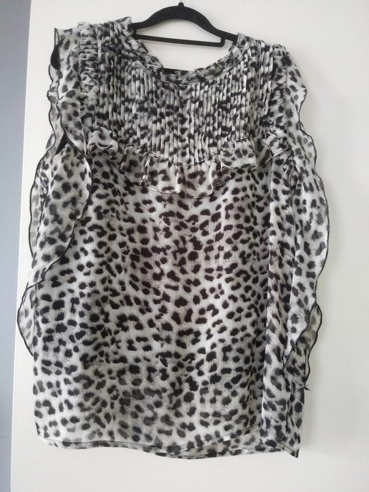 SUMMUM WOMAN, MAAT 42, MOUWLOZE TOP, DIERENPRINT., Kleding | Dames, Tops, Zo goed als nieuw, Maat 42/44 (L), Overige kleuren, Zonder mouw
