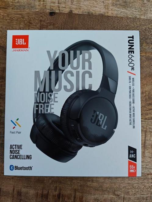 NIEUW IN DOOS MET GARANTIE: JBL Tune 660NC ZEER GOED, Audio, Tv en Foto, Koptelefoons, Nieuw, Over oor (circumaural), Overige merken