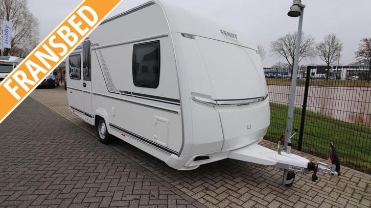 Fendt Bianco Activ 445 SFB bj'25 KORTING € 3.000,-, Caravans en Kamperen, Caravans, Bedrijf, tot en met 4, 1000 - 1250 kg, Rondzit