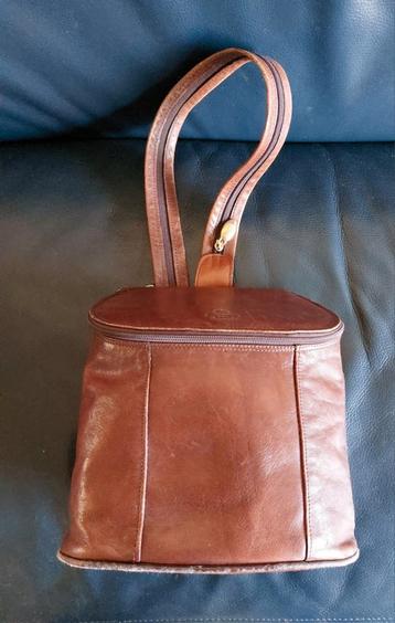 FIRENZE bruin leren rug/schoudertas beschikbaar voor biedingen