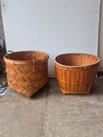 Twee vintage rieten manden, Huis en Inrichting, Gebruikt, Mand, Vierkant, Ophalen of Verzenden