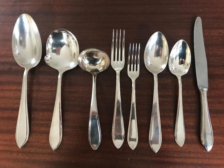 Sola 90, verzilverde bestekdelen model puntfilet, Antiek en Kunst, Antiek | Bestek, Ophalen of Verzenden