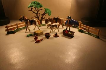 Playmobil 5227 - Paddock met paardenfamilie beschikbaar voor biedingen