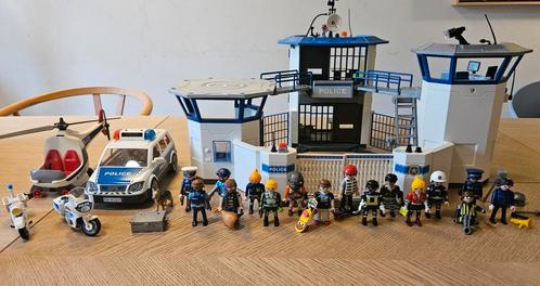 Playmobil politiebureau en meer!, Kinderen en Baby's, Speelgoed | Playmobil, Zo goed als nieuw, Ophalen of Verzenden