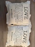 2 Riverdale sierkussens - Zo goed als nieuw, Ophalen of Verzenden, Zo goed als nieuw, Wit, Vierkant