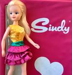 Mooie vintage Sindy doll Barbie uit 1986 (excl. koffer), Ophalen of Verzenden, Gebruikt, Fashion Doll