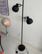 Vloerlamp zwart 2 lichtpunten Loods5, Huis en Inrichting, Lampen | Vloerlampen, Ophalen, Zo goed als nieuw, Metaal, 150 tot 200 cm