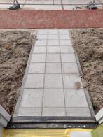 Tegels en opsluitbanden GRATIS, Tuin en Terras, Tegels en Klinkers, Ophalen, Nieuw, Minder dan 5 m², Beton