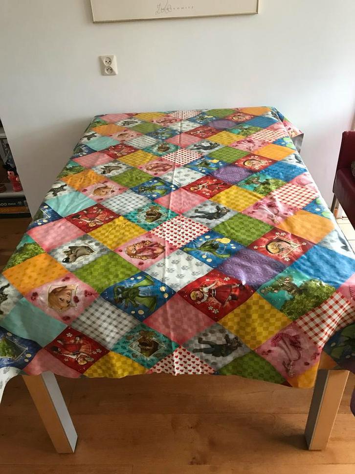 Efteling  Tafelzeil - 140x250 cm, Huis en Inrichting, Tafelkleden, Nieuw, Rechthoek, Binnen, Ophalen of Verzenden