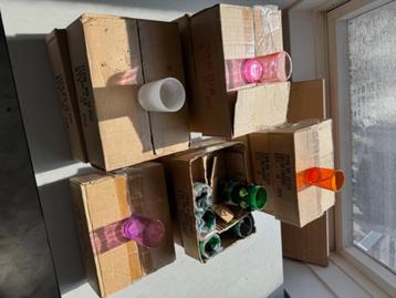 partij van meer dan 100 theelichten beschikbaar voor biedingen