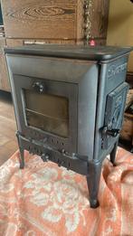Dovre 600g. Opknapper., Ophalen of Verzenden, Zo goed als nieuw, Hout, Houtkachel