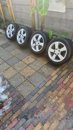 Complete set winterbanden 205/50R16, Auto-onderdelen, Banden en Velgen, Ophalen, Gebruikt, 16 inch, Banden en Velgen