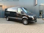 Mercedes-Benz Sprinter 319 3.0 V6 L2h1 5-Persoons, Led, MBux, Zwart, Mercedes-Benz, Bedrijf, Diesel