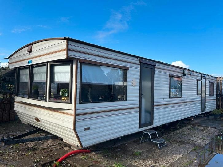 Boston Super stacarava volledig elektrisch, 3 slaapkamers, Caravans en Kamperen, Stacaravans, tot en met 5, Ophalen