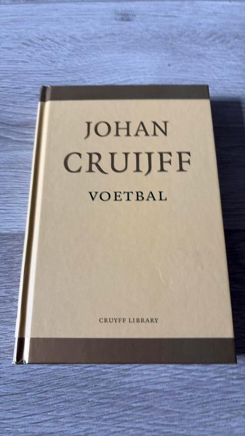 Johan Cruijff - Voetbal, Boeken, Biografieën, Zo goed als nieuw, Sport, Ophalen of Verzenden