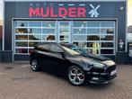 Ford FOCUS ST 250PK / CARPLAY / RECARO / CAMERA / STOELVERW., Gebruikt, Navigatiesysteem, Zwart, Leder