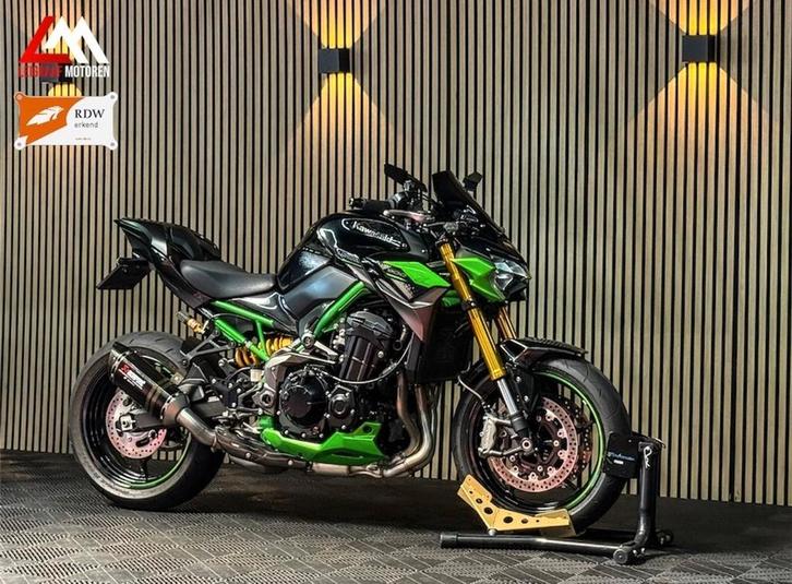 KAWASAKI Z900 Performance SE - 2024 - Akrapovic - Nieuwstaat, Motoren, Motoren | Kawasaki, Bedrijf, Naked bike, meer dan 35 kW
