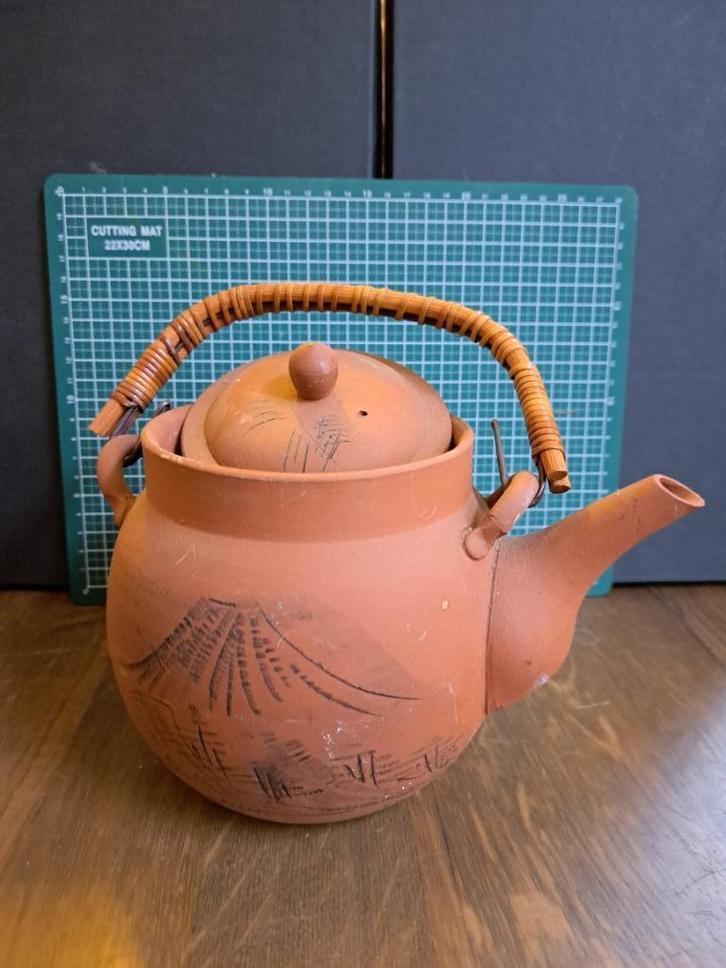 Yixing theepotten en derg, Antiek en Kunst, Antiek | Servies compleet, Ophalen of Verzenden