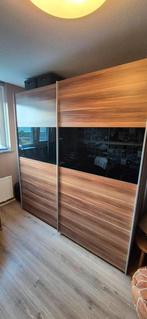 Kledingkast van Beter Bed, Huis en Inrichting, Kasten | Kledingkasten, Ophalen, Gebruikt, Met hangruimte, 200 cm of meer