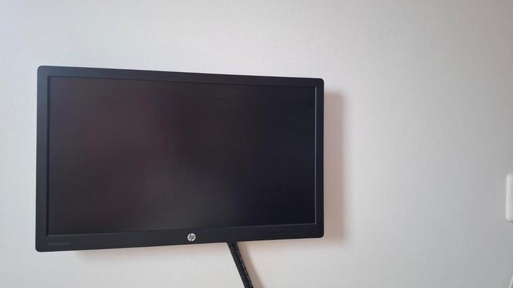 HP EliteDisplay E232 - 23 inch monitor, Computers en Software, Monitoren, Gebruikt, 60 Hz of minder, DisplayPort, HDMI, VGA, In hoogte verstelbaar