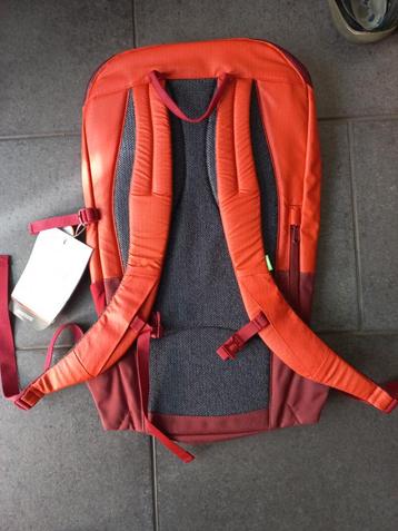 Rugtas nieuw beschikbaar voor biedingen