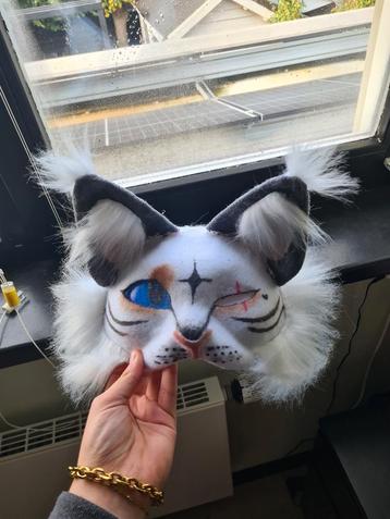 Therian mask kat (lees beschrijving) beschikbaar voor biedingen