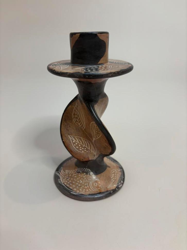 Handgesneden Speksteen Kandelaar met Blad- en Visdecor, Huis en Inrichting, Woonaccessoires | Kandelaars en Kaarsen, Gebruikt