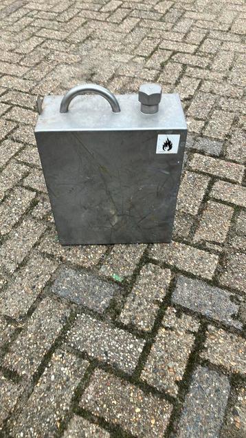 Aluminium brandstoftank 20liter beschikbaar voor biedingen