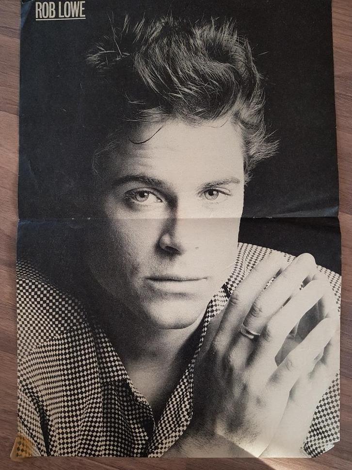 Mooie poster ROB LOWE (HITKRANT), Verzamelen, Posters, Gebruikt, Film en Tv, A1 t/m A3, Rechthoekig Staand, Ophalen of Verzenden