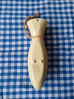 Antiek vaasje, om op te hangen gesigneerd en watermerk, Antiek en Kunst, Antiek | Keramiek en Aardewerk, Ophalen of Verzenden