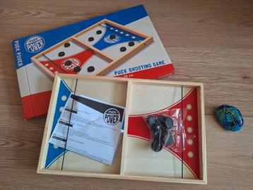 Puck power houten spel beschikbaar voor biedingen