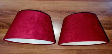 2 CERISE RODE LAMPENKAPPEN VELVET beschikbaar voor biedingen